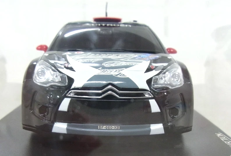 Kyosho Mini-Z ASC Citroen DS3 WRC 2011 For AWD DWS Series ICE1 Racing No.8 - Image 4 of 4