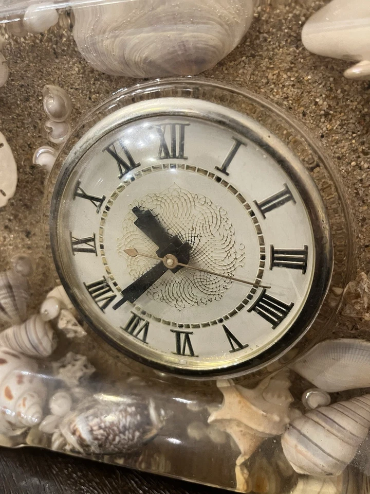 Vintage Beach Acrylic Shelf Clock Sand Dollar Beach Seashells 1970s - For Repair - Image 2 of 4
