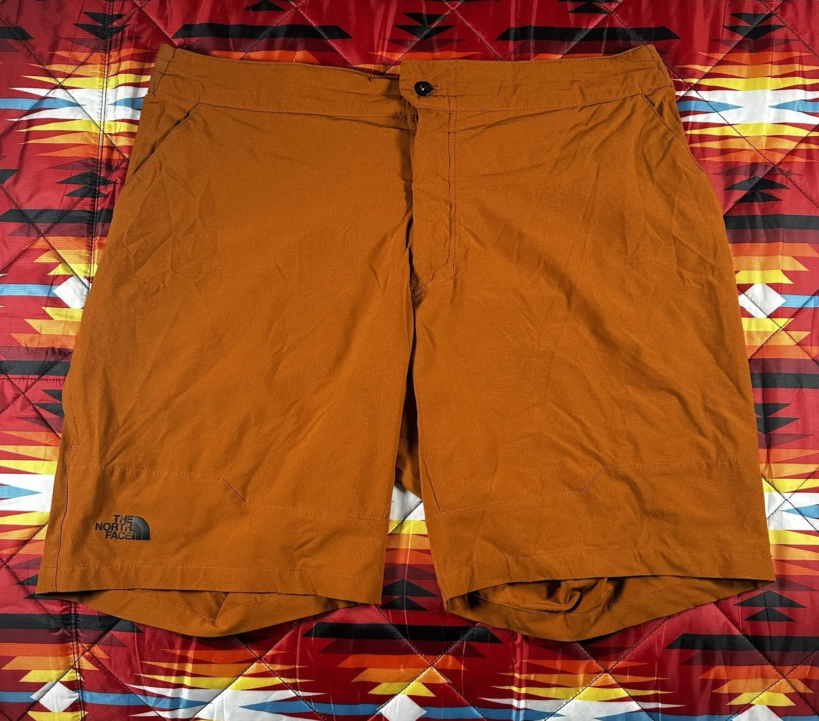 The North Face Paramount Active Shorts Slim Fit Flash Dry Orange Mens Size 38