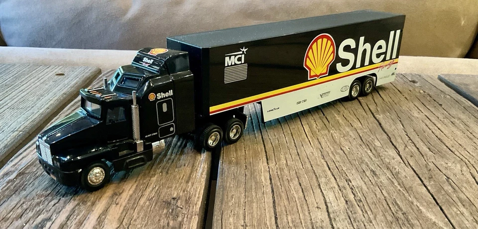 Corgi Classics 12" Shell Gas Racing Transporter Die-Cast 1/64 Scale Truck - Image 2 of 4