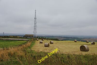 Foto 12x8 Felder und Kommunikationsmast auf Rockcliff Hill Boulby die Maske c2014