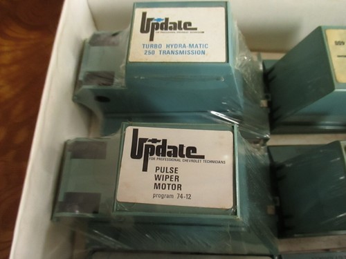 1980 Vtg Chevrolet Update Technicians Cassettes Lot 8 in box W Manual Air Compre - Bild 4 von 10