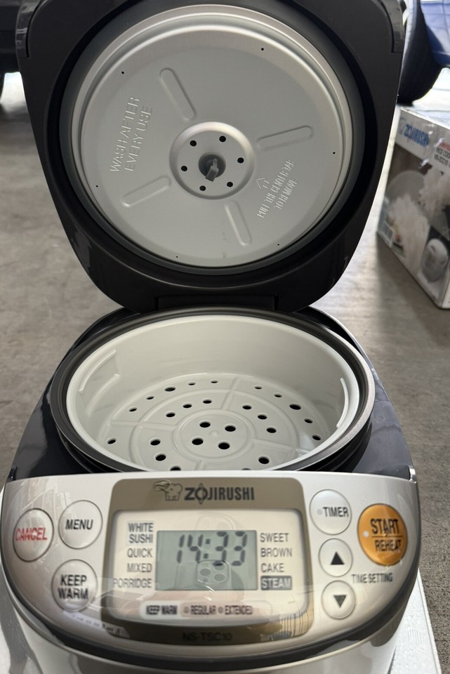 Zojirushi NSTSC10 5.5 Cups Rice Cooker and Warmer 791769541131
