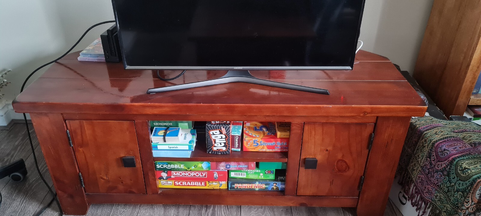 Barker and Stonehouse Corner TV Unit eBay