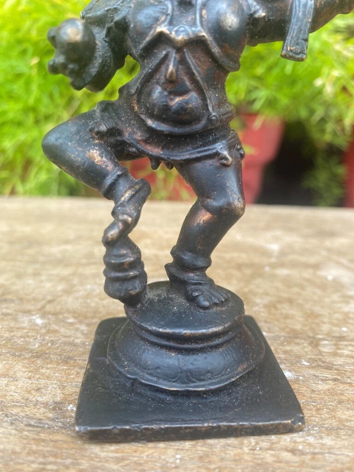  Antigua estatua de bronce tallada a mano de dios hindú bailando Krishna   Foto 3 de 4