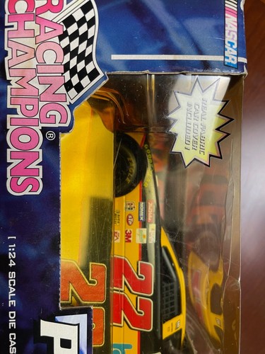 Ward Burton #22 CAT Racing Champions Premier 1:24 Diecast NASCAR “Chase the Race - Picture 5 of 11
