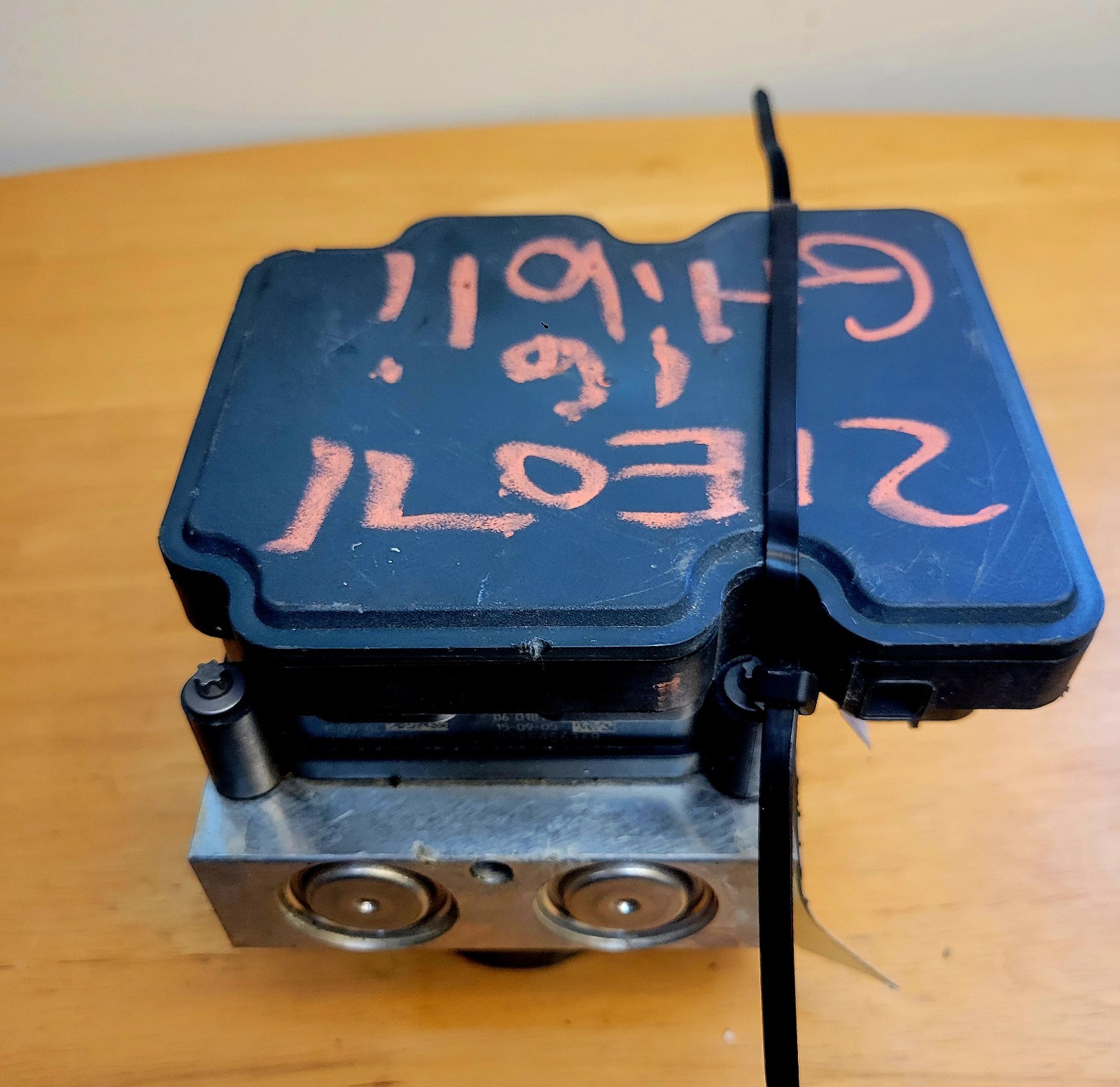 2014 2016 2018 2019 Maserati GHIBLI Anti Lock Brake ABS Pump Control Module Unit