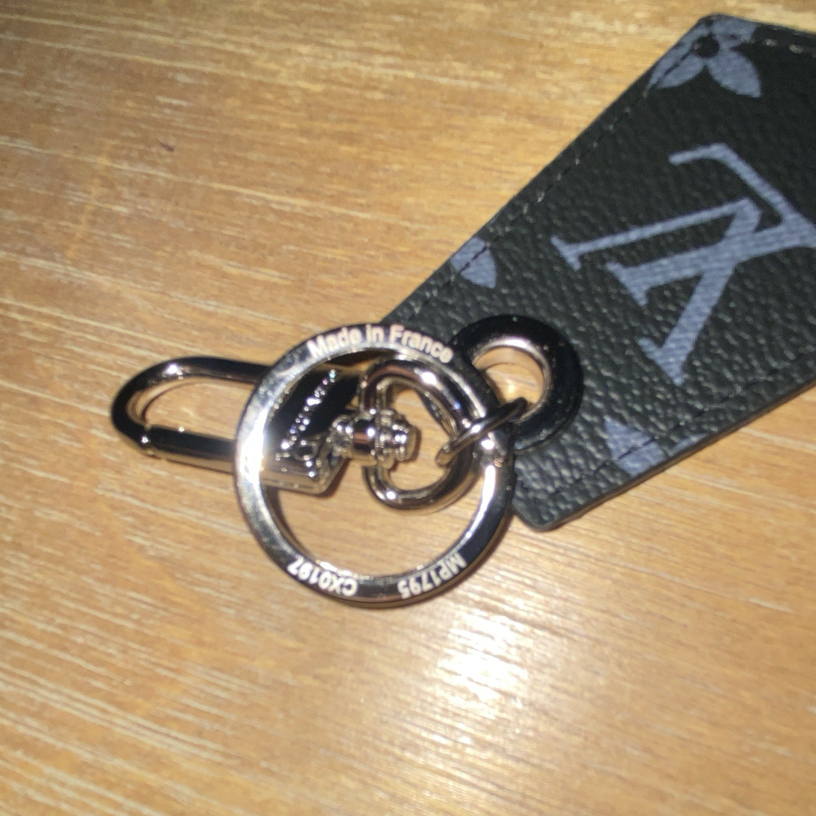 Louis Vuitton Monogram Eclipse Enchappe Key Holde… - image 4