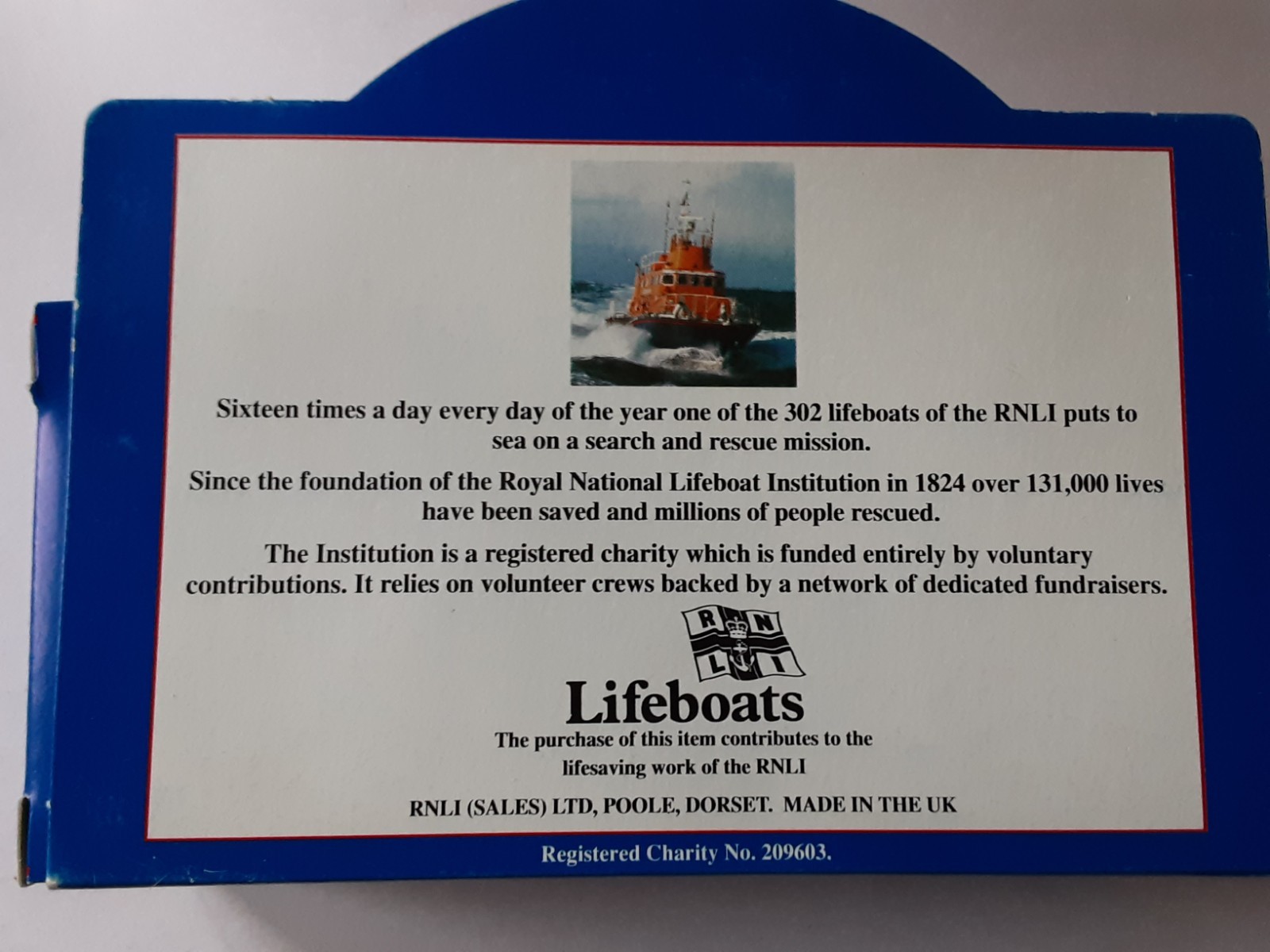 Lledo Days Gone Packard Van Royal National Life Boat Institution Diecast Model  thumbnail 2