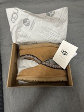 UGG Tasman Slippers Size 6.5, Good Condition, Fast Dispatch, Barely Used!