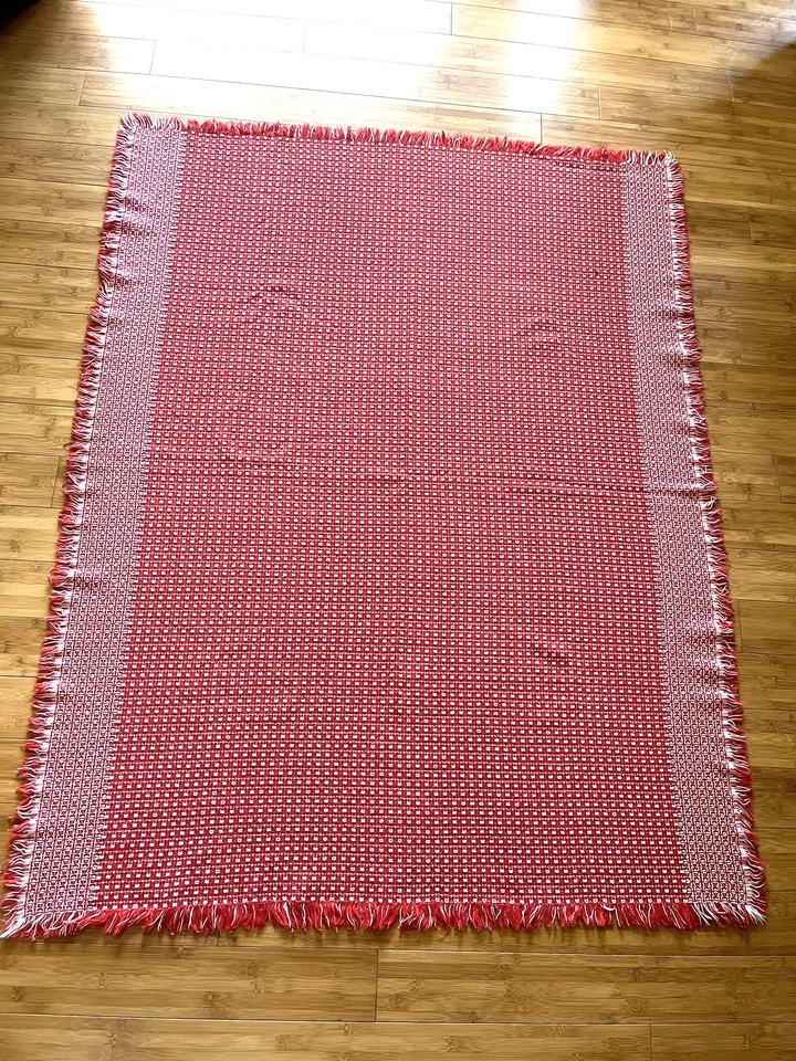 Vintage Red Woven Fringe Tablecloth Napkin Set 60x48 14x14 Boho Retro Decor - Image 3 of 4