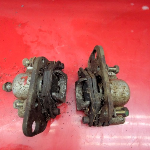 2005 POLARIS TRAIL BLAZER 250 -- OEM FRONT BRAKE CALIPER SET --PARTS OR REPAIR - Picture 5 of 5