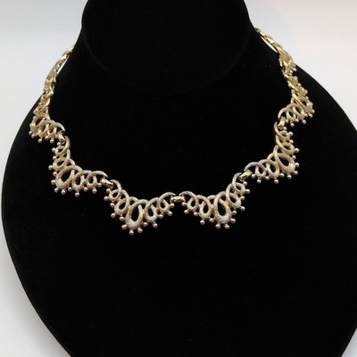 Vintage Monet Gold Tone Adjustable Scroll Swirl Choker Necklace 14.25in-17in