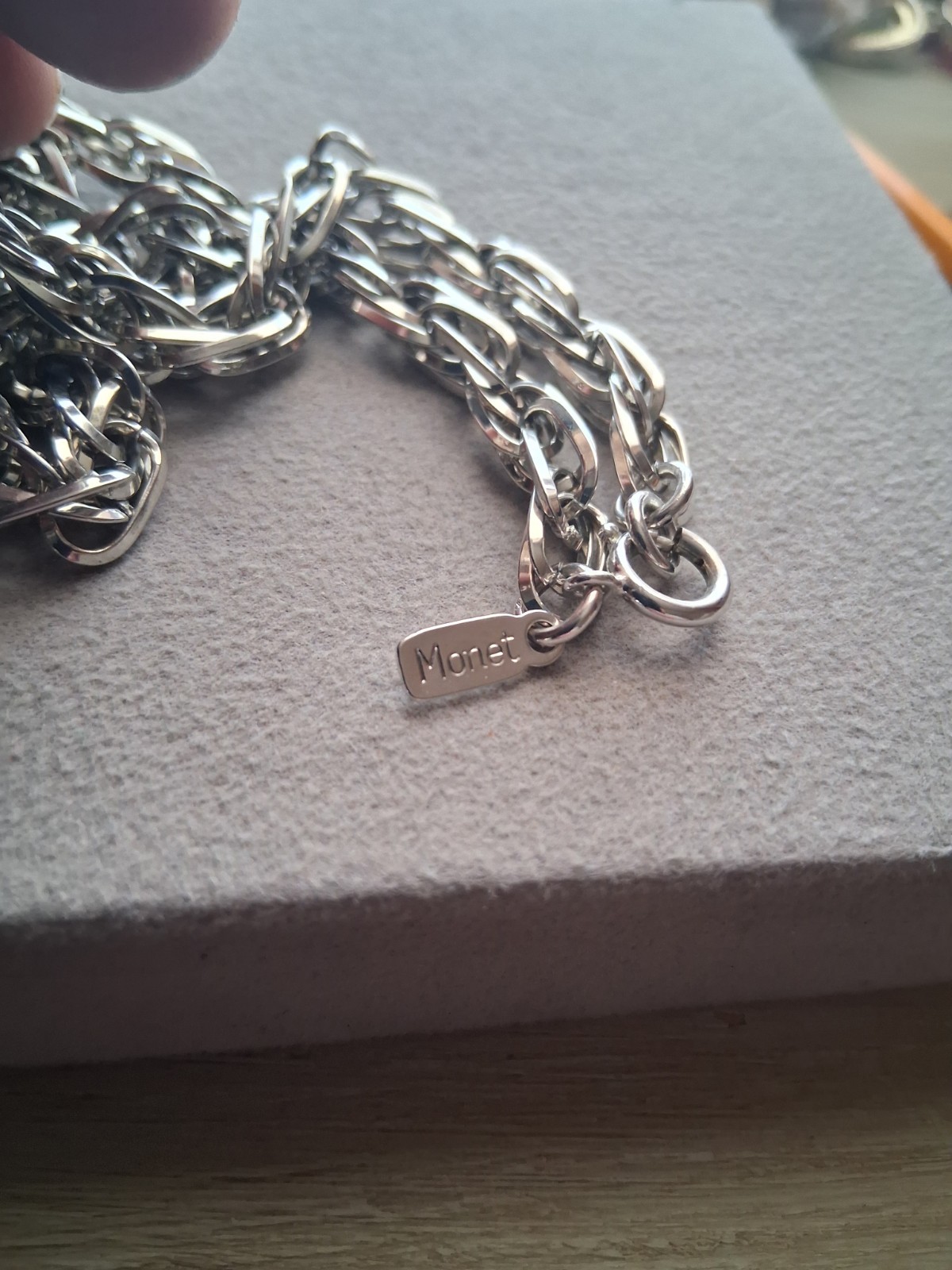 Monet interlocking chain 56" opera length necklac… - image 3