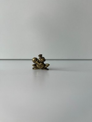 Ü-Ei Metallfigur '' Märchen '' 1999 '' Der Froschkönig '' Messing Dunkel