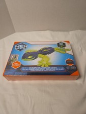 HEX BOTS Glow-in-The-Dark Gecko with Official Wall Climber Technology Brand New