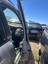 Porte avant et accessoires Mitsubishi SPACE STAR