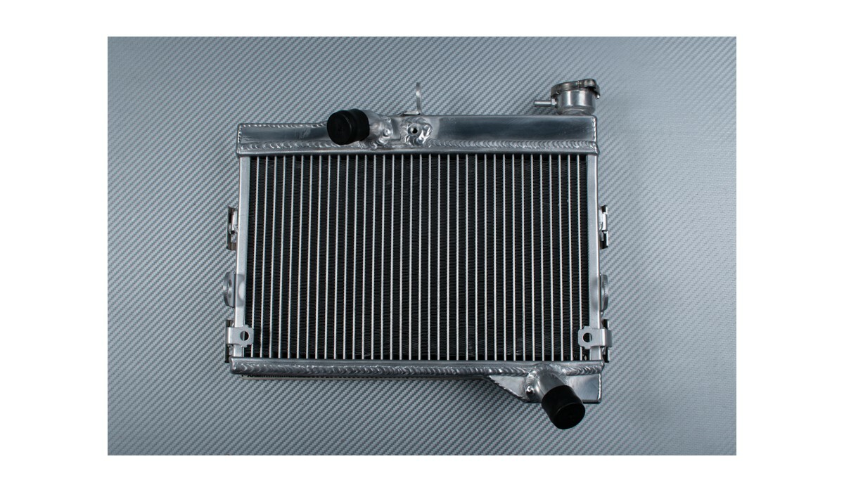 Radiateur pour Tracer 700 et MT07 idéal pour vos longs voyages en duo
