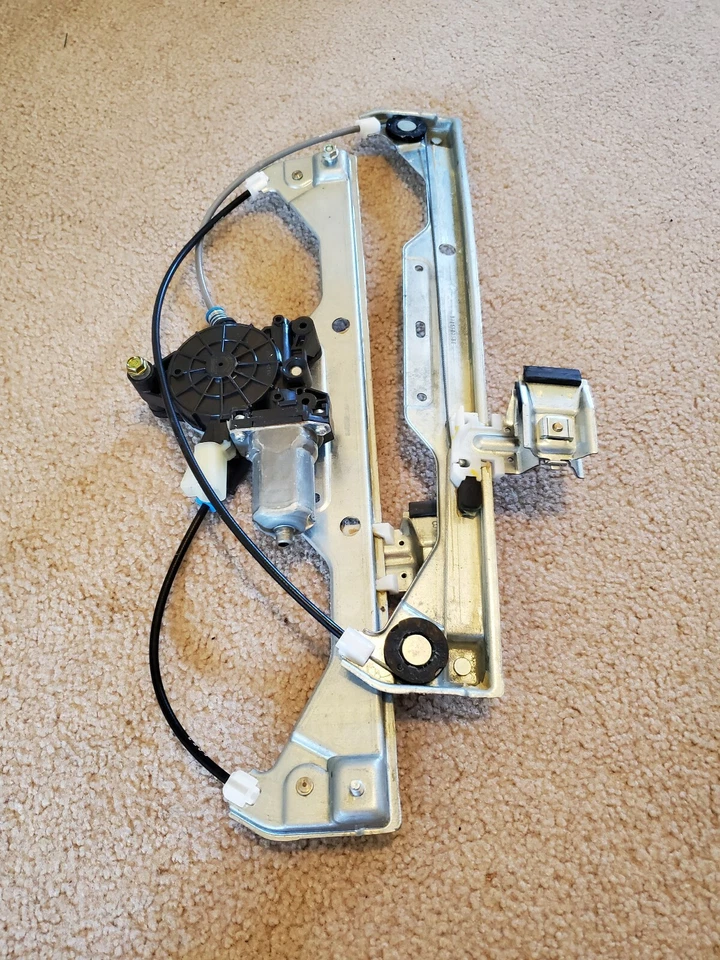 Nuevo regulador de ventana de puerta delantera izquierda Chevrolet 06-11 HHR 22714332 GM OEM Foto 2 de 4