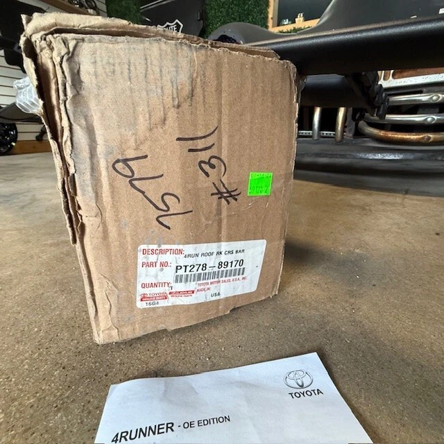 (1) KIT DE 2 PIEZAS BARRA TRANSVERSAL PORTAEQUIPAJES DE TECHO TOYOTA 4RUNNER 2010-2024 OEM PT278-89170 Foto 2 de 4