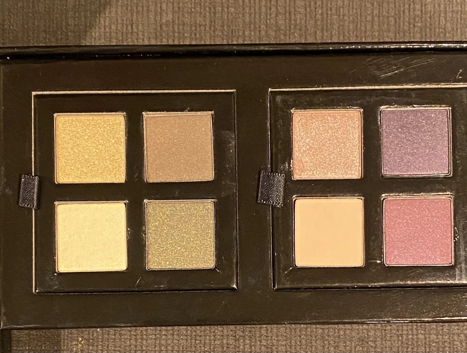 AVON mega mix'n go palette 24 eyeshadow 9 lip glosses 2 blushes 2 highlighters - Image 2 of 4