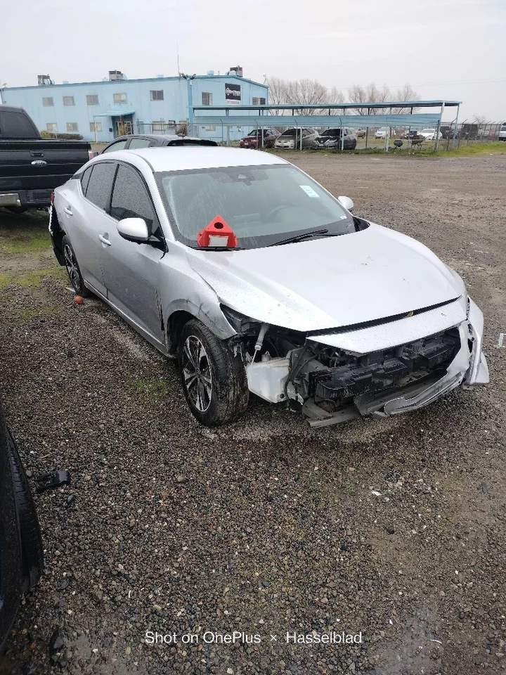 MONTAJE SUSPENSIÓN COMPLETA TRASERA IZQUIERDA NISSAN SENTRA 2020-2025 Foto 2 de 4