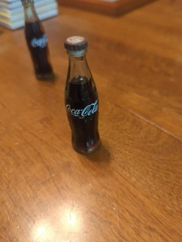 Vintage COCA-COLA COKE Miniature Glass Bottle w/ Metal Cap  MR