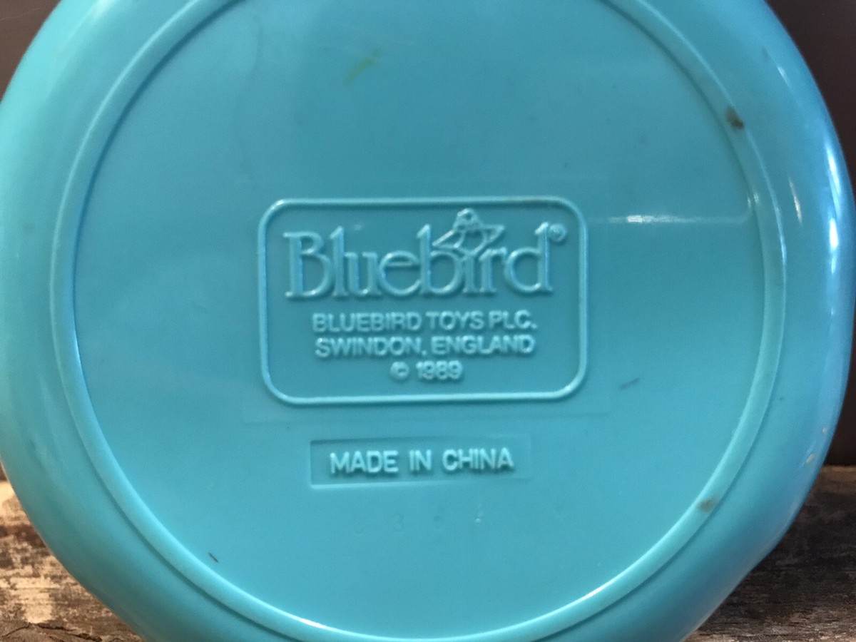 1989 Polly Pocket Bluebird Beach Party Teal Clamshell with Figures