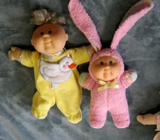 Vintage 1989 Coleco Set of 2 Easter Themed Cabbage Patch Dolls  Blue Eyes