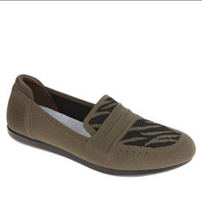 CLOUDSTEPPERS  by Clarks Carly Charm Slip-On Loafer-Dark Olive-6W 64164