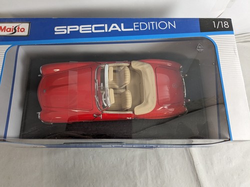 1955 Mercedes Benz 190SL Red 1/18 Special Edition Maisto F30 - Picture 3 of 3
