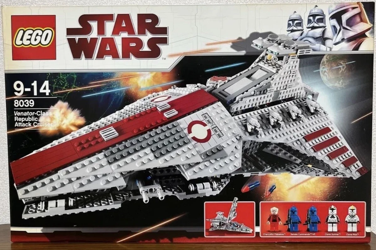 LEGO Star Wars Venator Class Republic Attack Cruiser 8039 Fully