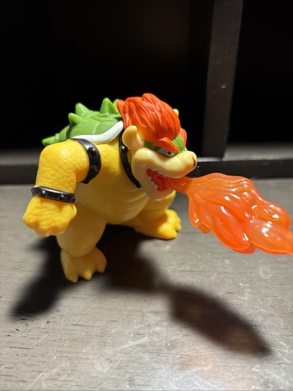 Bowser Super Mario Bros McDonald's Happy Meal Figure zz525