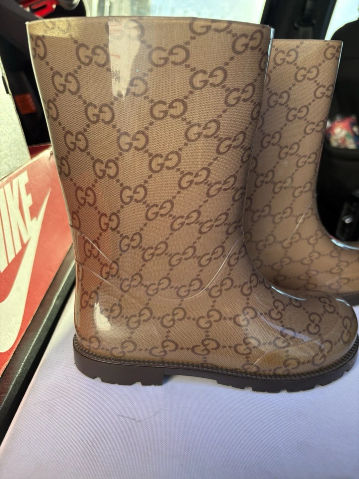 正品古驰儿童雨衣 — 第 2/4 张图片