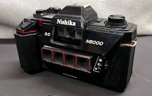 Nishika N8000 Quadra Lens System 3D 35mm Camera – Powers On – Untested