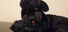 Vintage Steiff Poodle Snobby Black Mohair Collar laying down