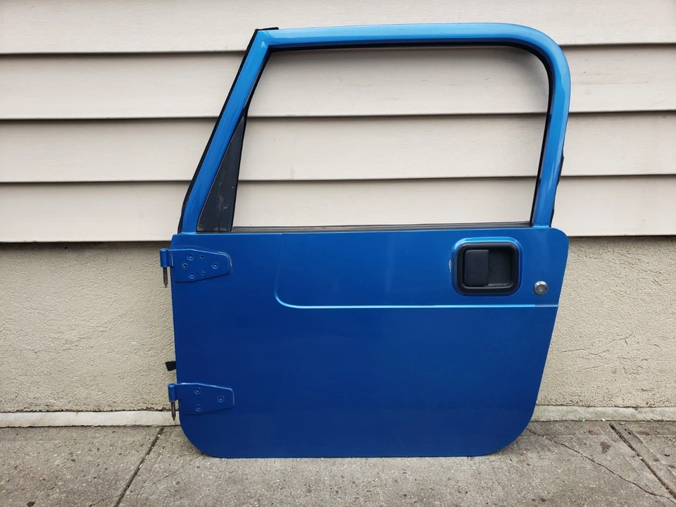 ¡EXCELENTE estado! Puerta azul Jeep Wrangler TJ azul con llave sin óxido PUERTAS DURAS COMPLETAS 97-06 Foto 3 de 4