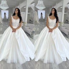 Elegant Wedding Dresses With Detachable Train Flower Appliques Satin Bridal Gown