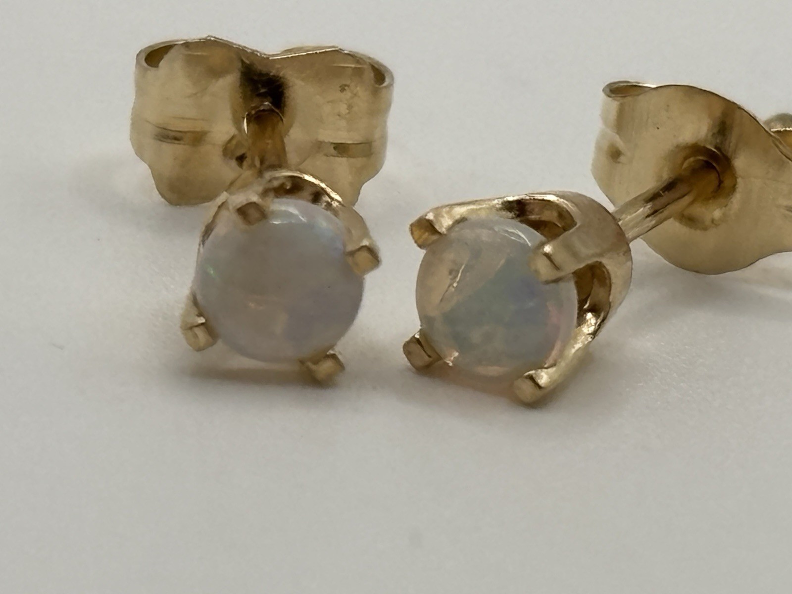 Natural Opal Round Cut Solitaire Stud Earrings 14… - image 2