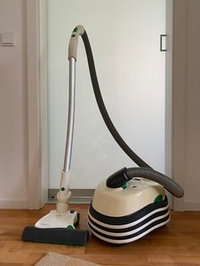 Vorwerk Kobold VT270 mit SP530 und weiterem Zubehör