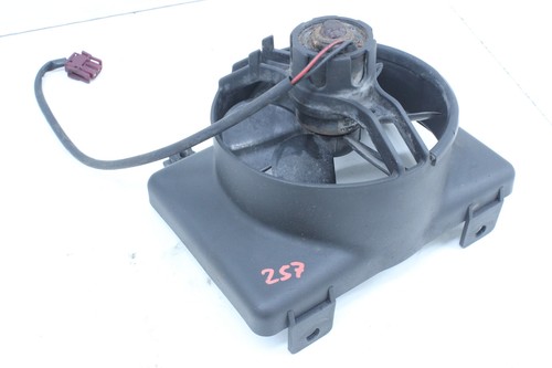 BMW C1 125 ABS   Kühler Wasserkühler Lüfter Lüftermotor  257