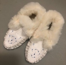 OLD VINTAGE INDIAN BABY SHOES MOCCASINS SOFT FUR  LEATHER BEADED