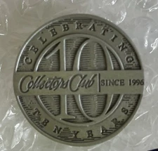 Longaberger 2006 Collectors Club Celebration Tie-On/Pin #23171 Ten years