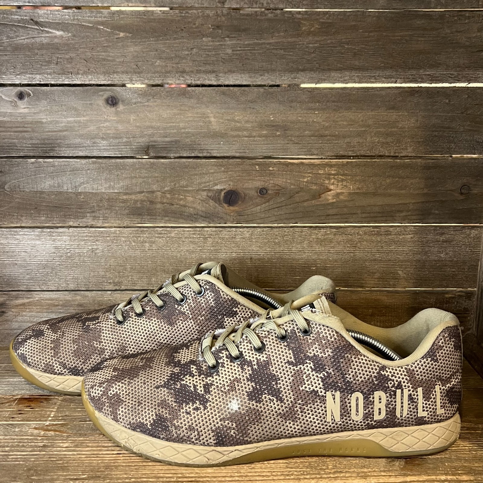 SAOLA Scarpe da ginnastica uomo Nobull mimetiche basse marroni mimetiche misura 13 5 D ottime condizioni