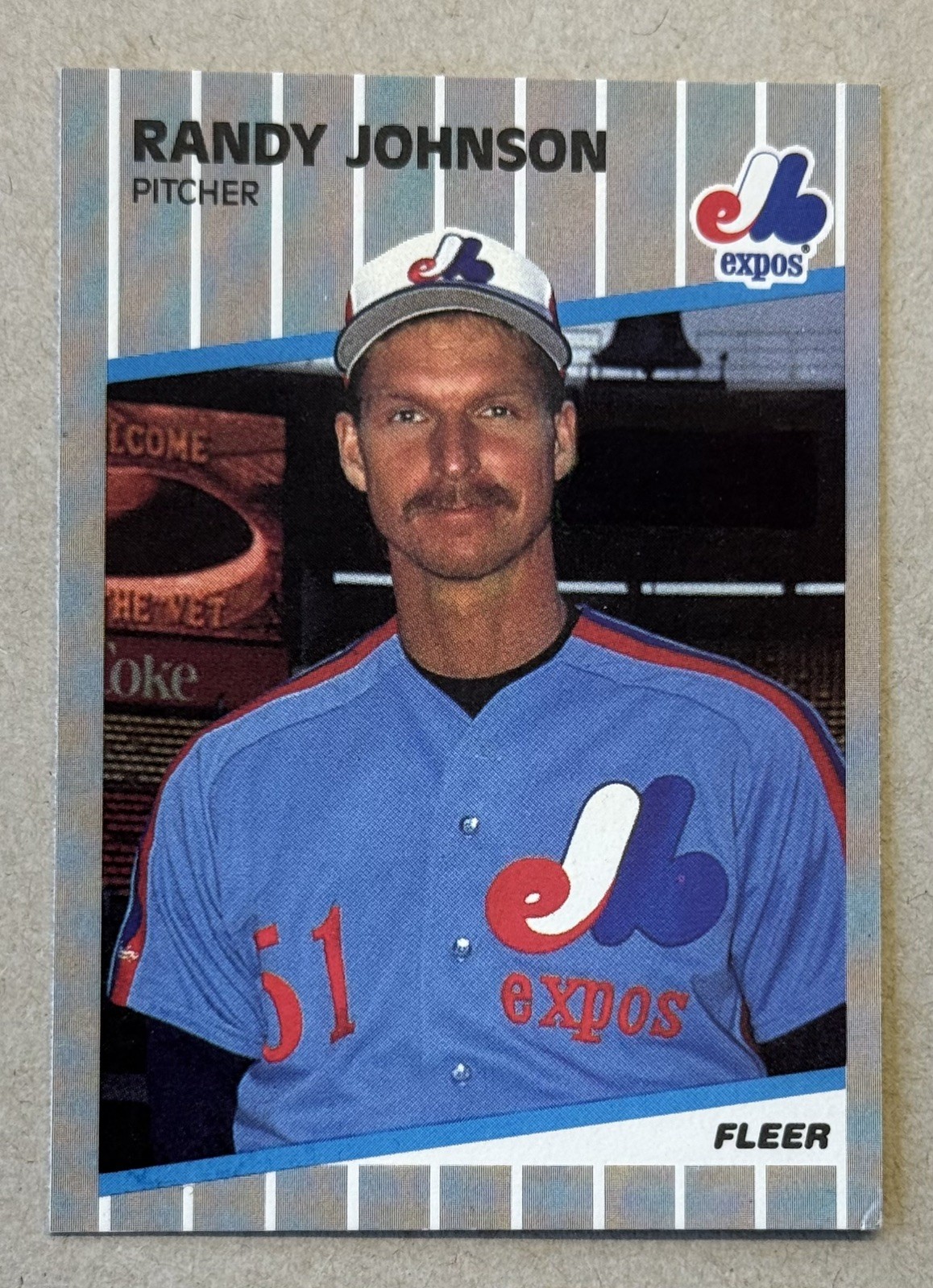 1989 Fleer Randy Johnson Expos RC Marlboro 381 Error Black Box Visible Variation