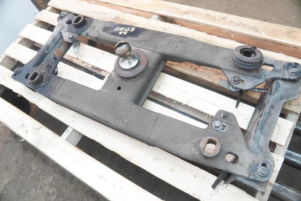 Rear Truck Bed Gooseneck Fifth Wheel Trailer Tow Hitch Ford F450 Super Duty 2017 - Imagem 4 de 4