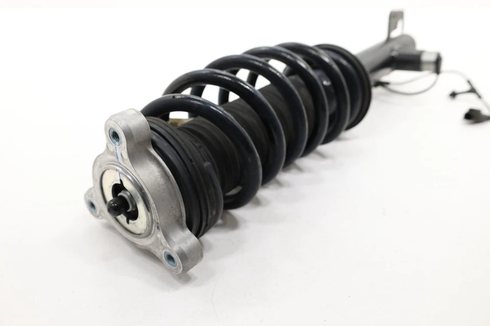 Lincoln Aviator 2020 montaje de puntal delantero derecho Lc5c18b060cc Lc5c5310da Foto 2 de 4