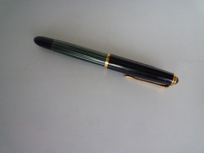 Pelikan 400 Kolbenfüller Füllfederhalter (2)
