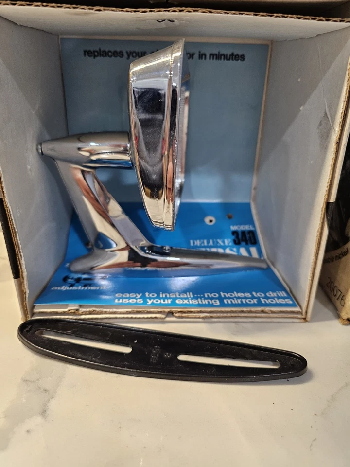 Espejos retrovisores automáticos vintage Roberk del mercado de accesorios Chevrolet Cadillac Oldsmobile años 50 70 Foto 2 de 4