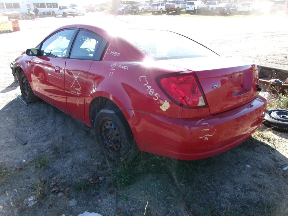 Used Front Center Interior Rear View Mirror fits: 2004 Saturn Ion w/o telematics - Image 4 of 4